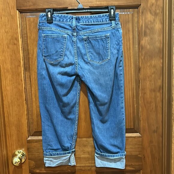 (3/$15)Banana Republic low rise denim capris size 1 petite or 25 petite. Stretch - Picture 2 of 11
